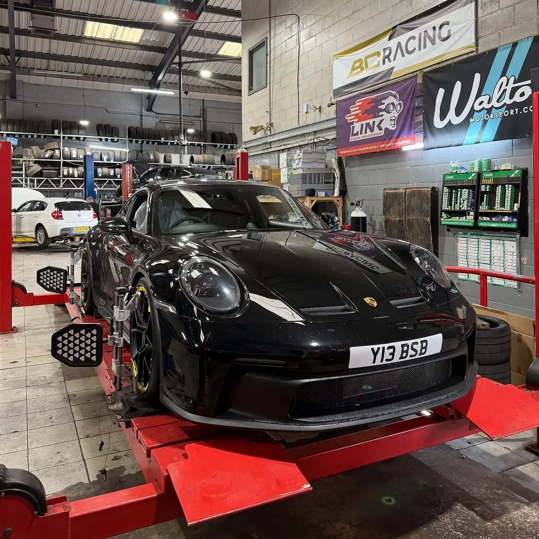 A Porsche on the Geo by Luke alignment rig