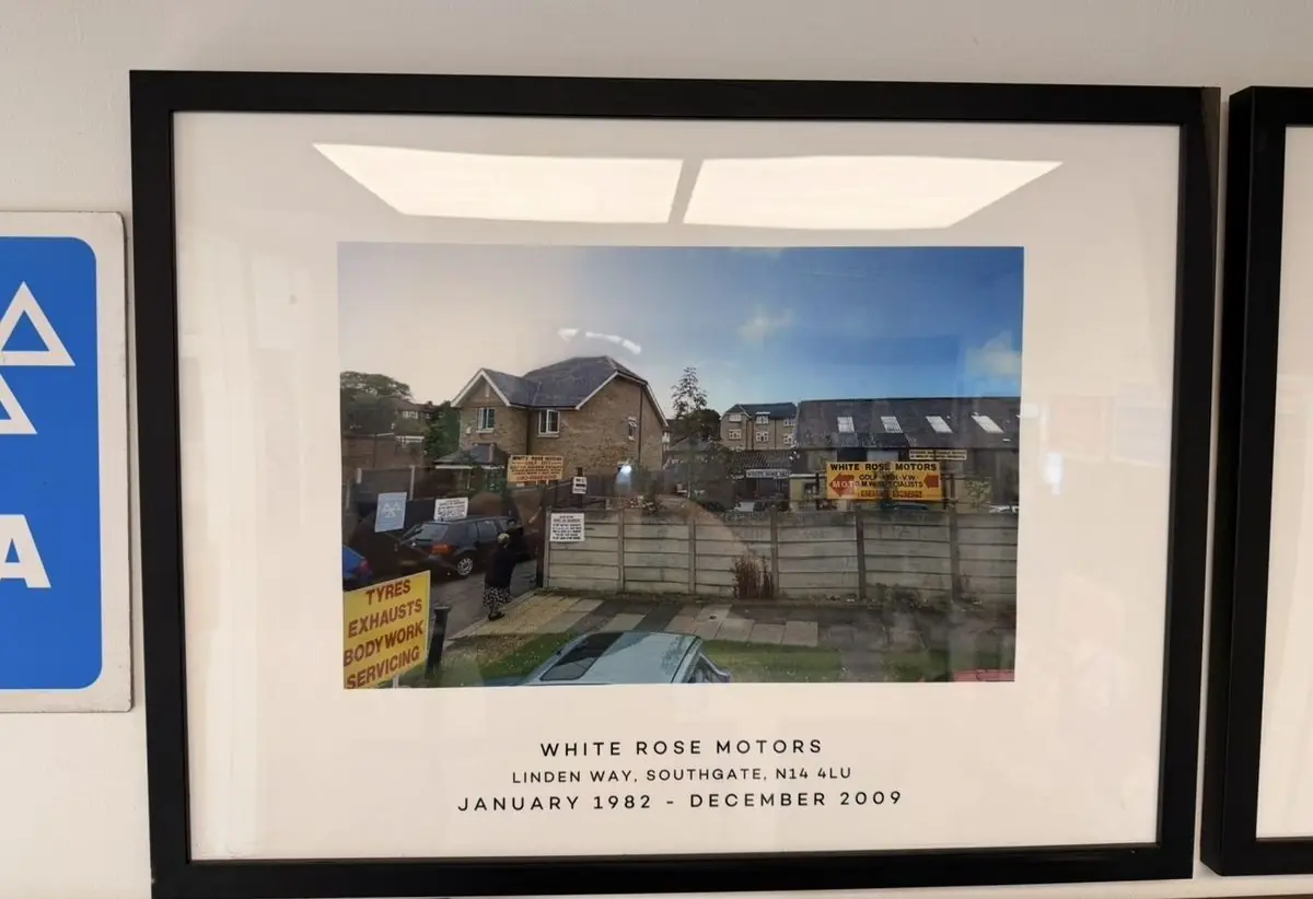 White Rose Motors at Linden Way, Southgate, 1982 to 2009